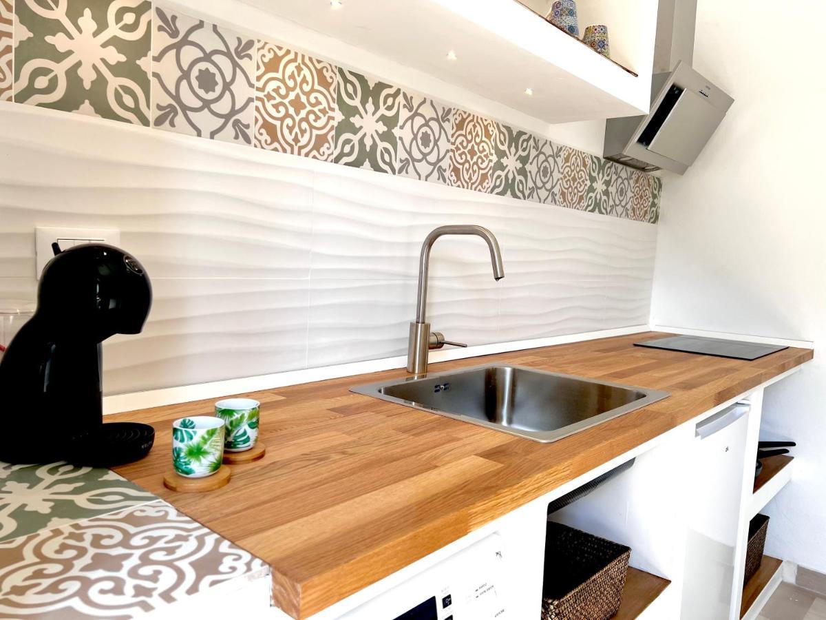 Villa Di Nera Apartments パレルモ エクステリア 写真